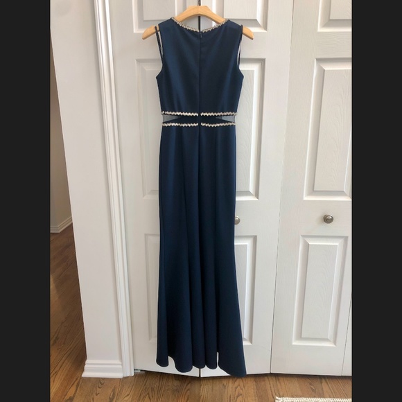 Boutique Evening Gown - Size 2 - Picture 2 of 6